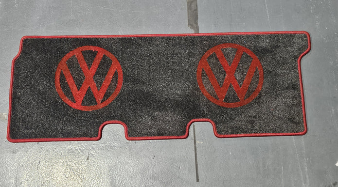 T5 Kombi Rug 3 seat pedestal configuration.
