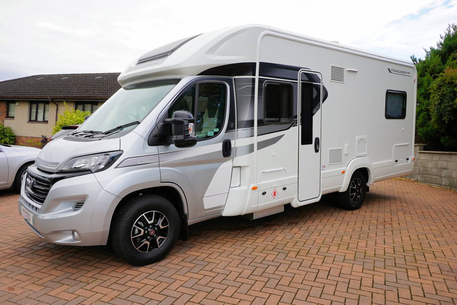 Fiat - Cab Rug 1+1 auto trail 2017 >