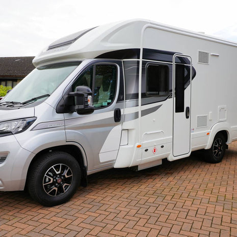 Fiat - Cab Rug 1+1 auto trail 2017 >