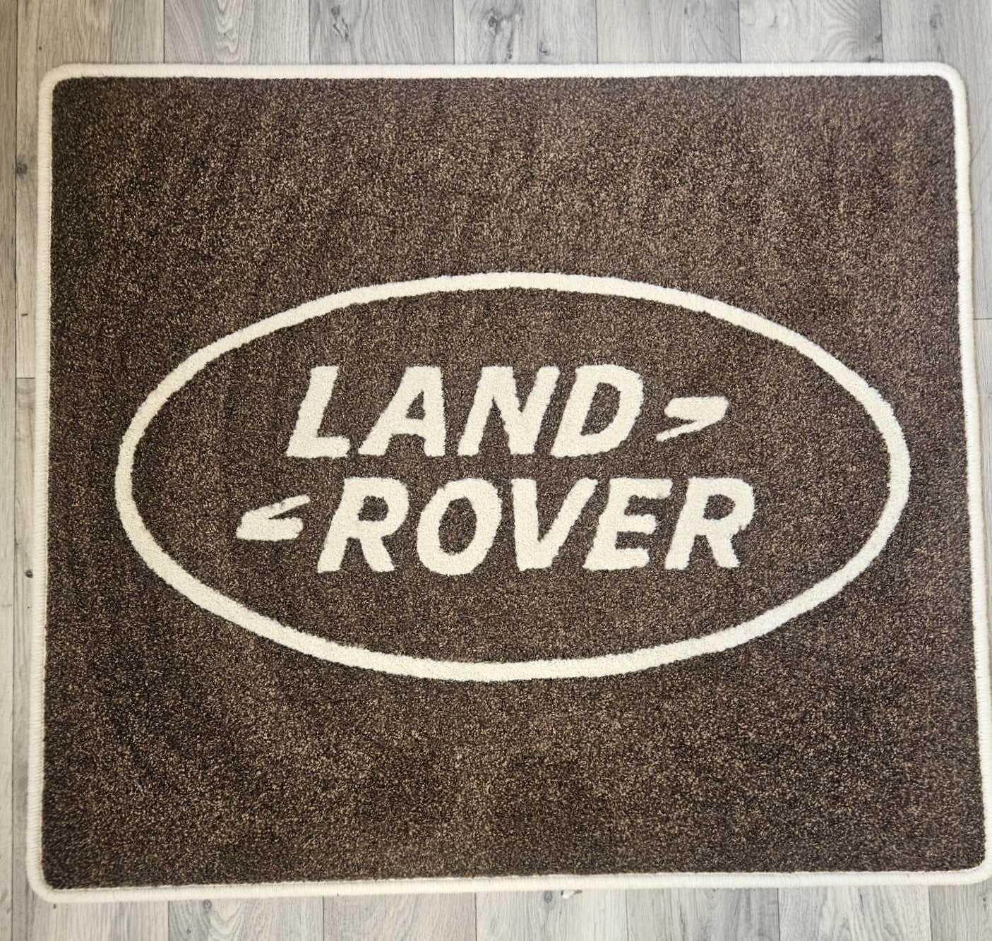 Land Rover Rectangle Rug with Border Logo - 100cm x 80cm