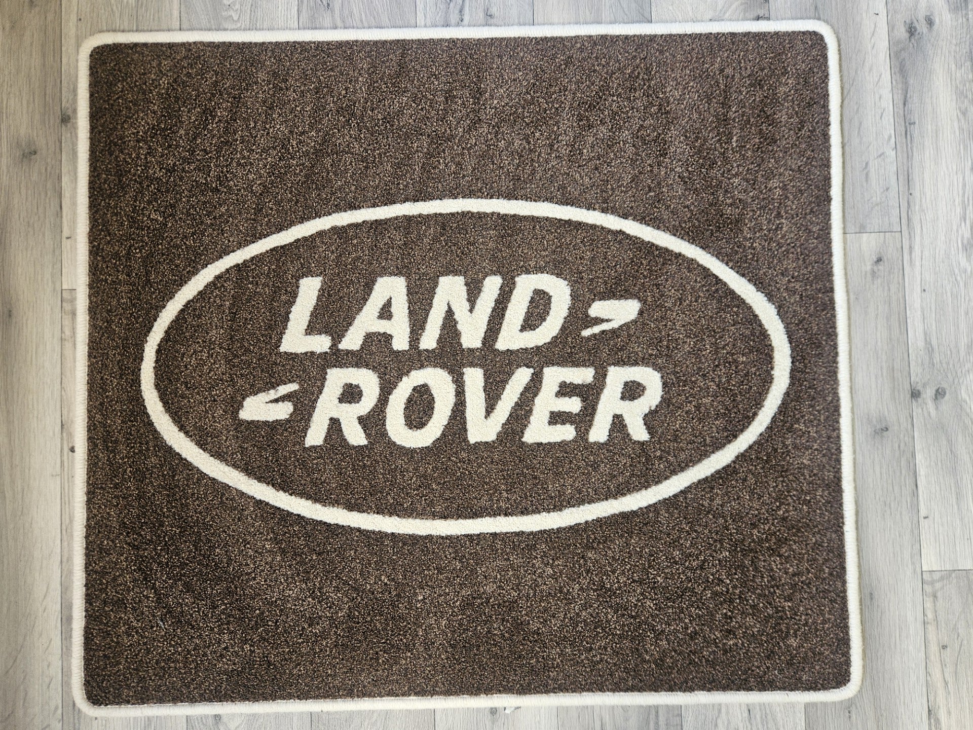 Land Rover Rectangle Rug with Border Logo - 100cm x 80cm