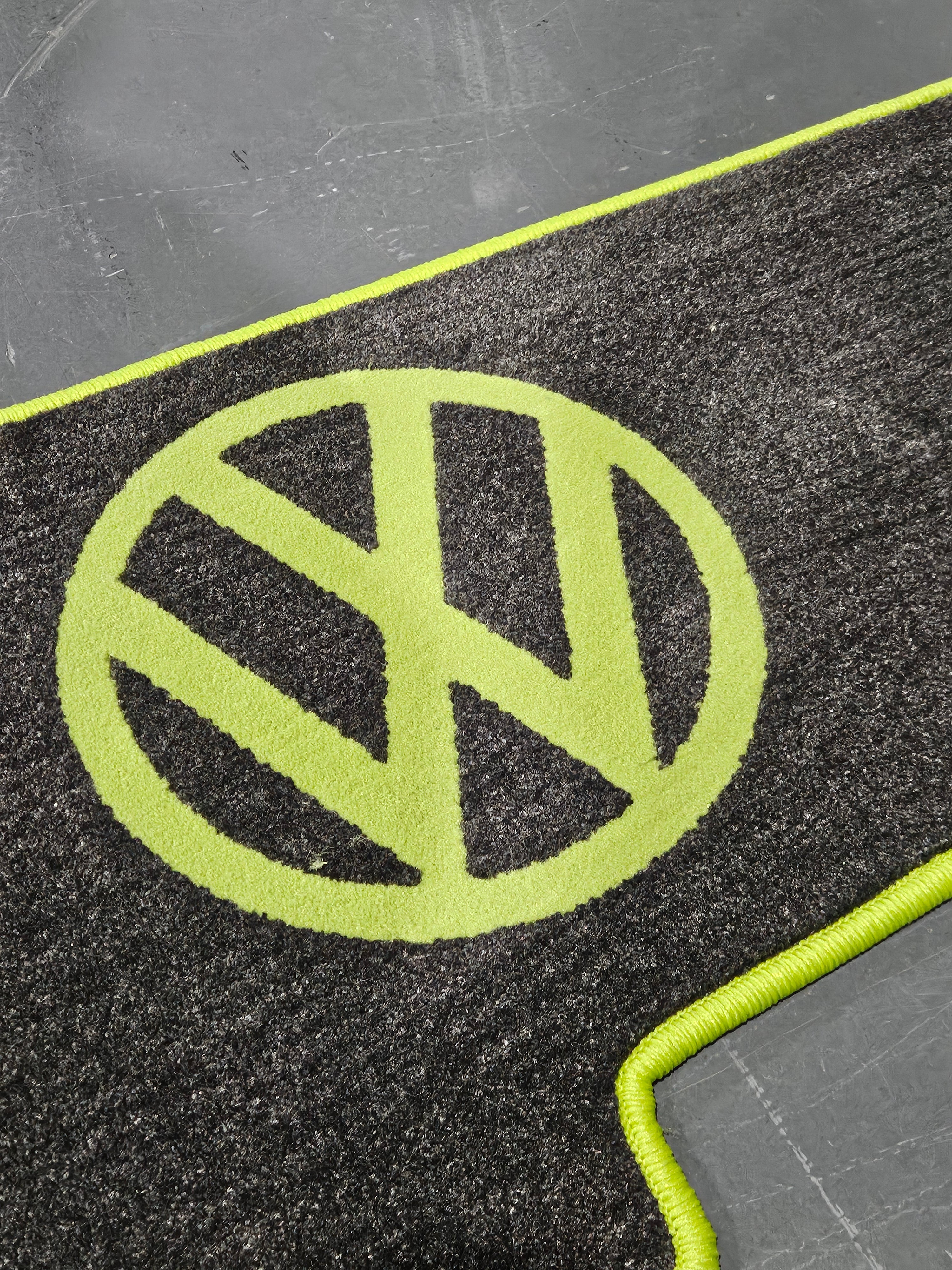 T6 Kombi Rug 1+1+1  seat configuration.