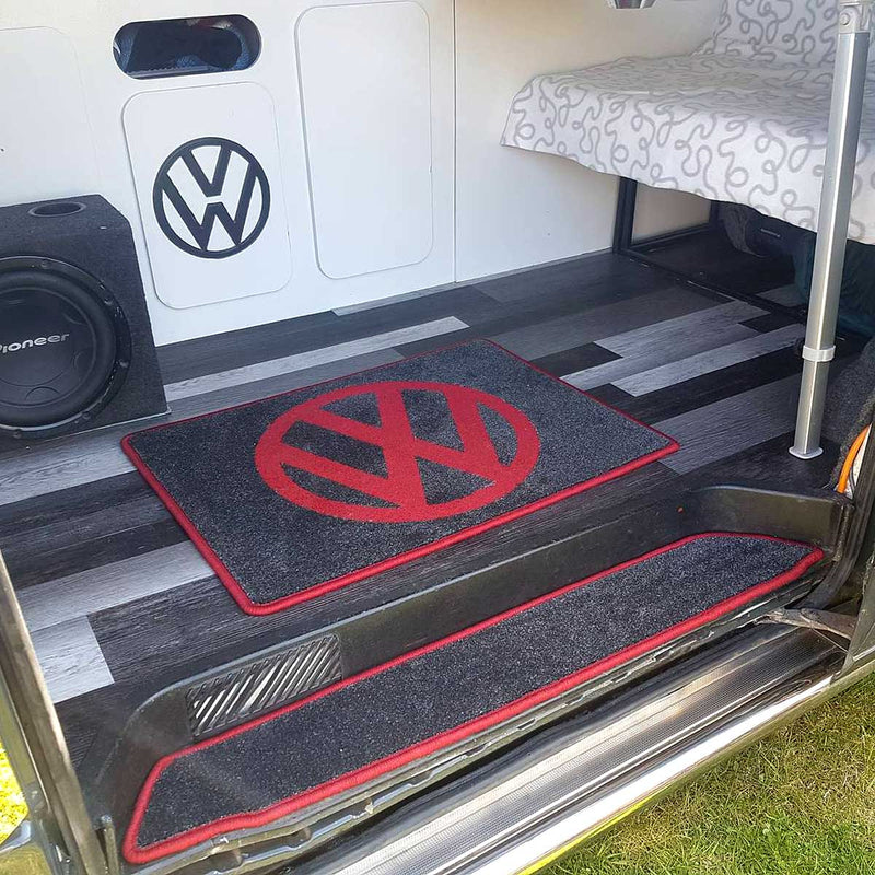 T5 side step set with extra mat for vans with double sliding doors. Shown in black with yellow binding.