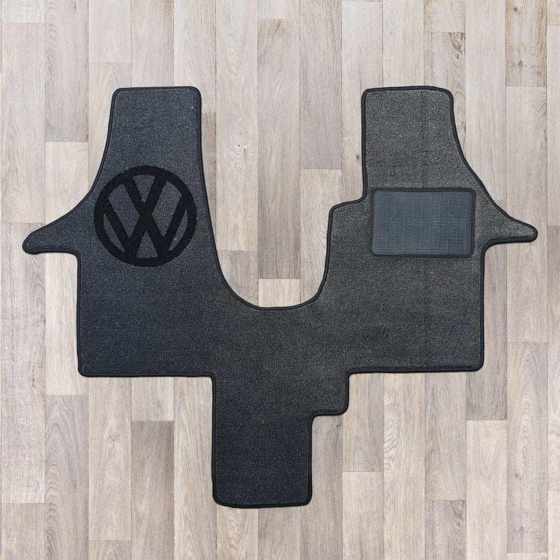 t6 cab rug for 1 plus 1 seat arrangement shown in dark grey and black with VW logo